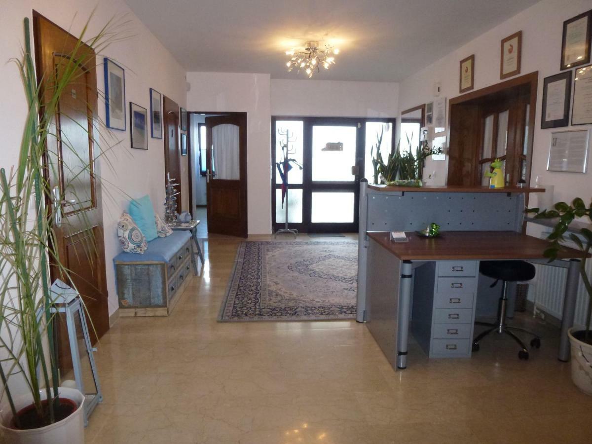 Appartment Cerny 아이젠슈타트 외부 사진